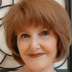 Meet your Posher, Deborah